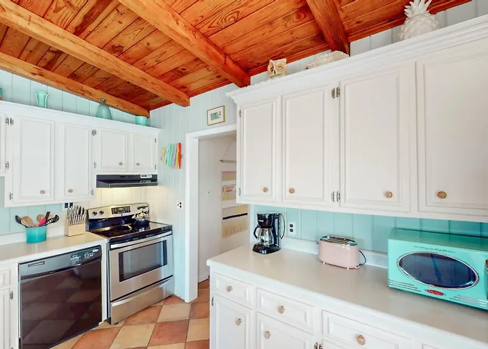 Charming 3br/2ba Boho In
